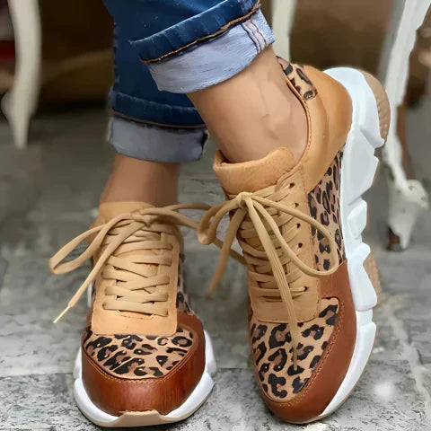 Tindra | Discover Your New Favorite Pair