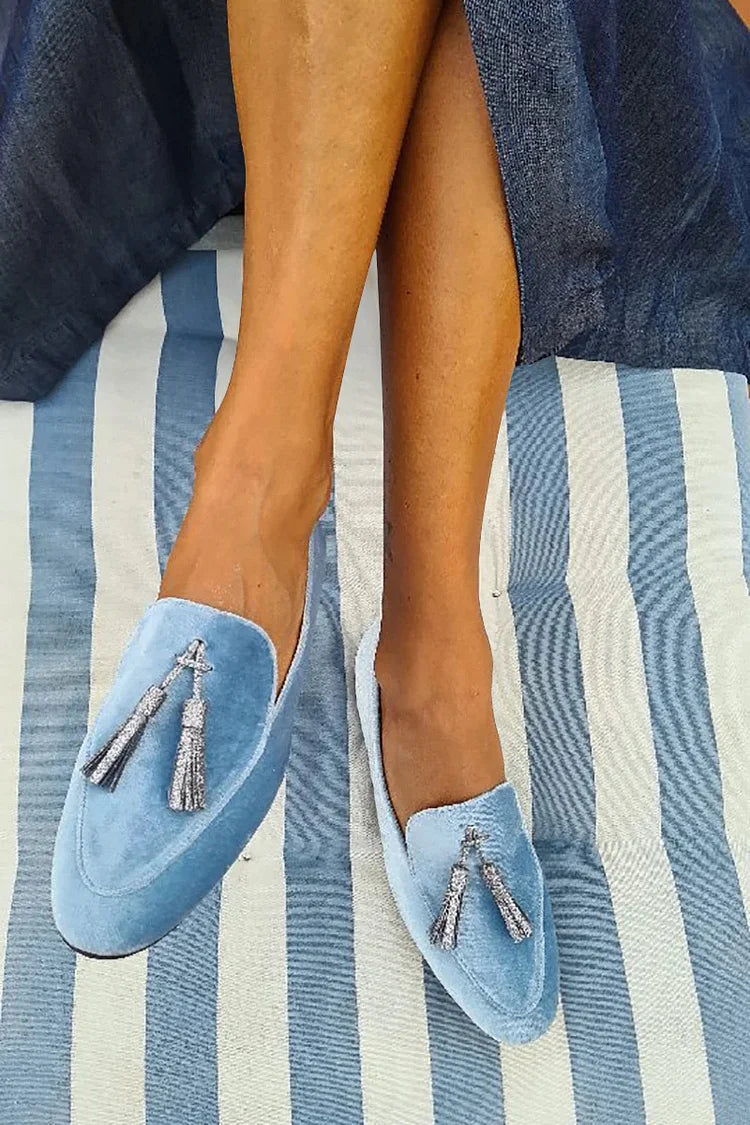 SLIPPER WITH SILVER TASSEL