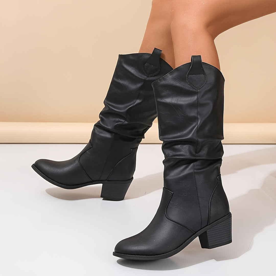 Charlie | Relaxed Wide-Calf Cowboy Boots With Western Character