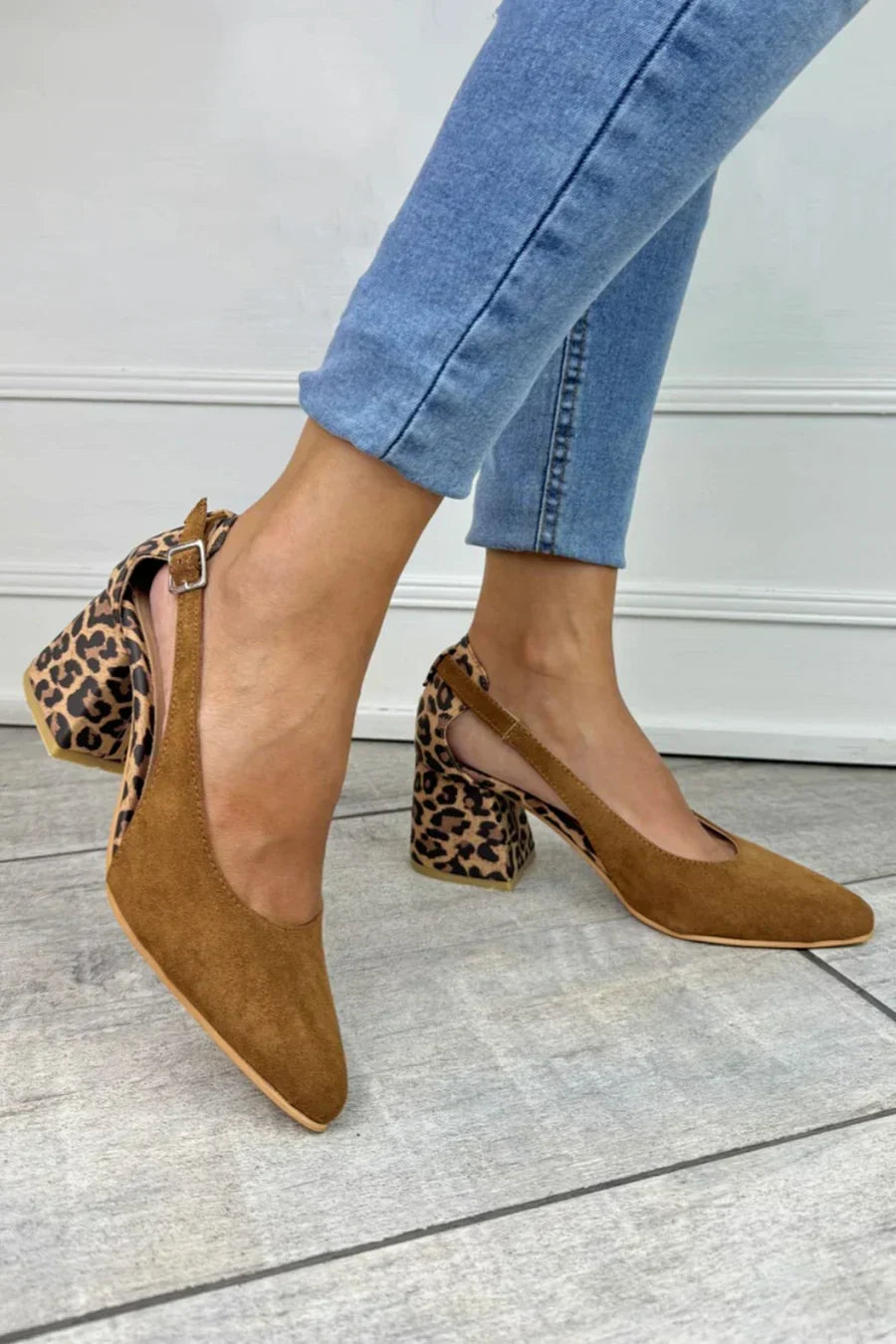 MYRALITHRA – LEOPARD PRINT HEEL SLINGBACKS