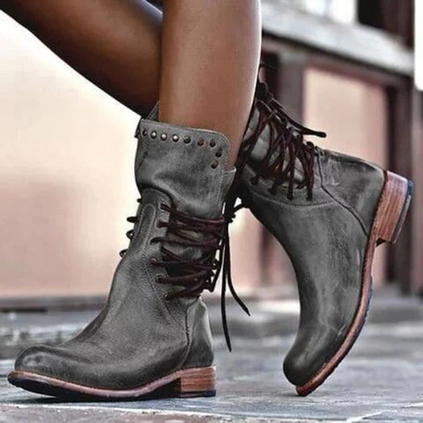 Lindy - Cozy Boots