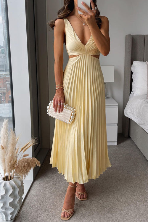 Sarai™ | Trendy V-Neck Solid Color Maxi Dress