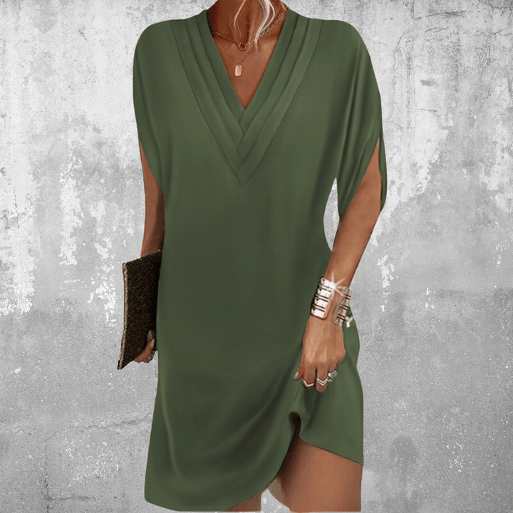 Daria - Elegant Dress with Belly Coverage