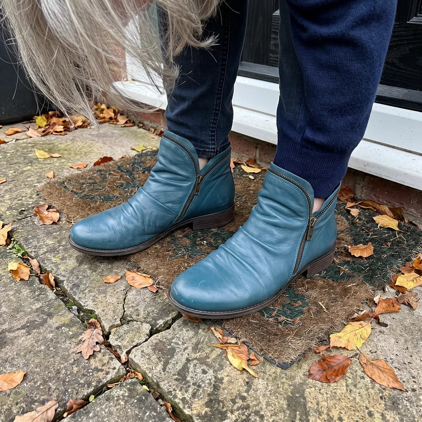 Aliza | Timeless Style Leather Ankle Boots