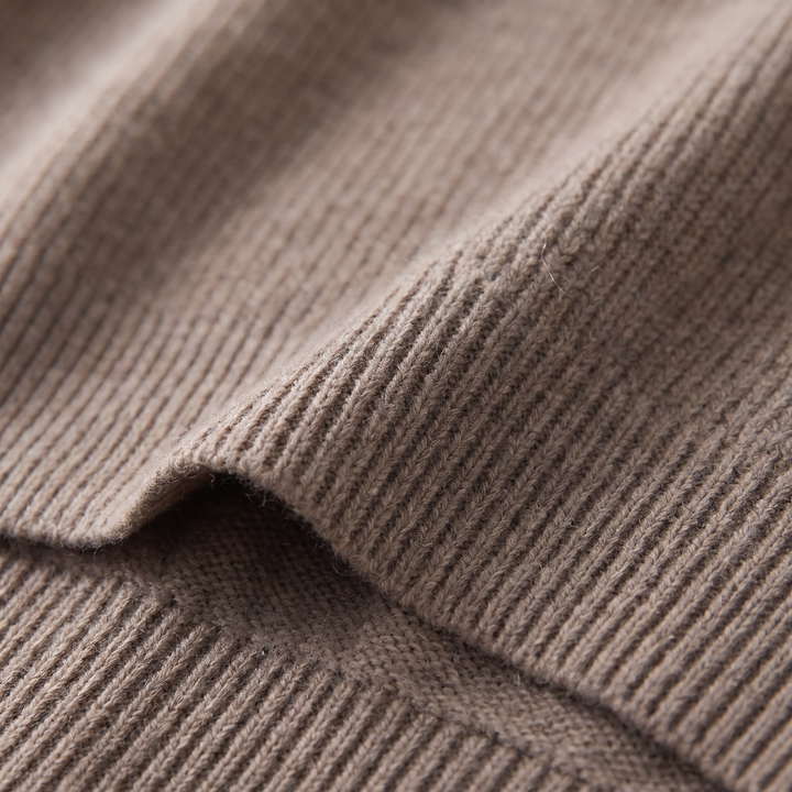 Cameron | Cozy Style V-Neck Knit Sweater