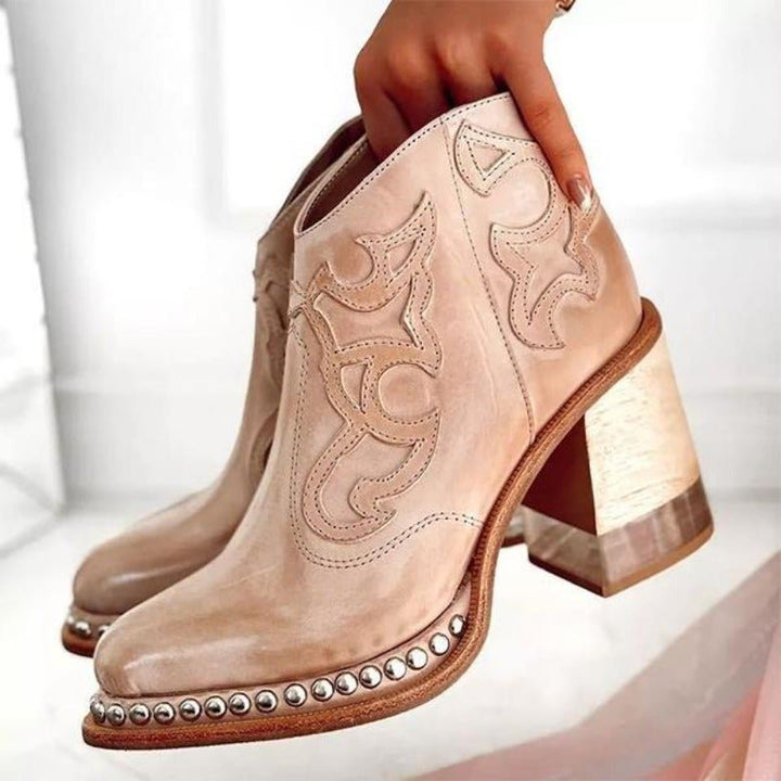 Isla | Chic Cut-Out Cowboy Ankle Boots With Block Heel