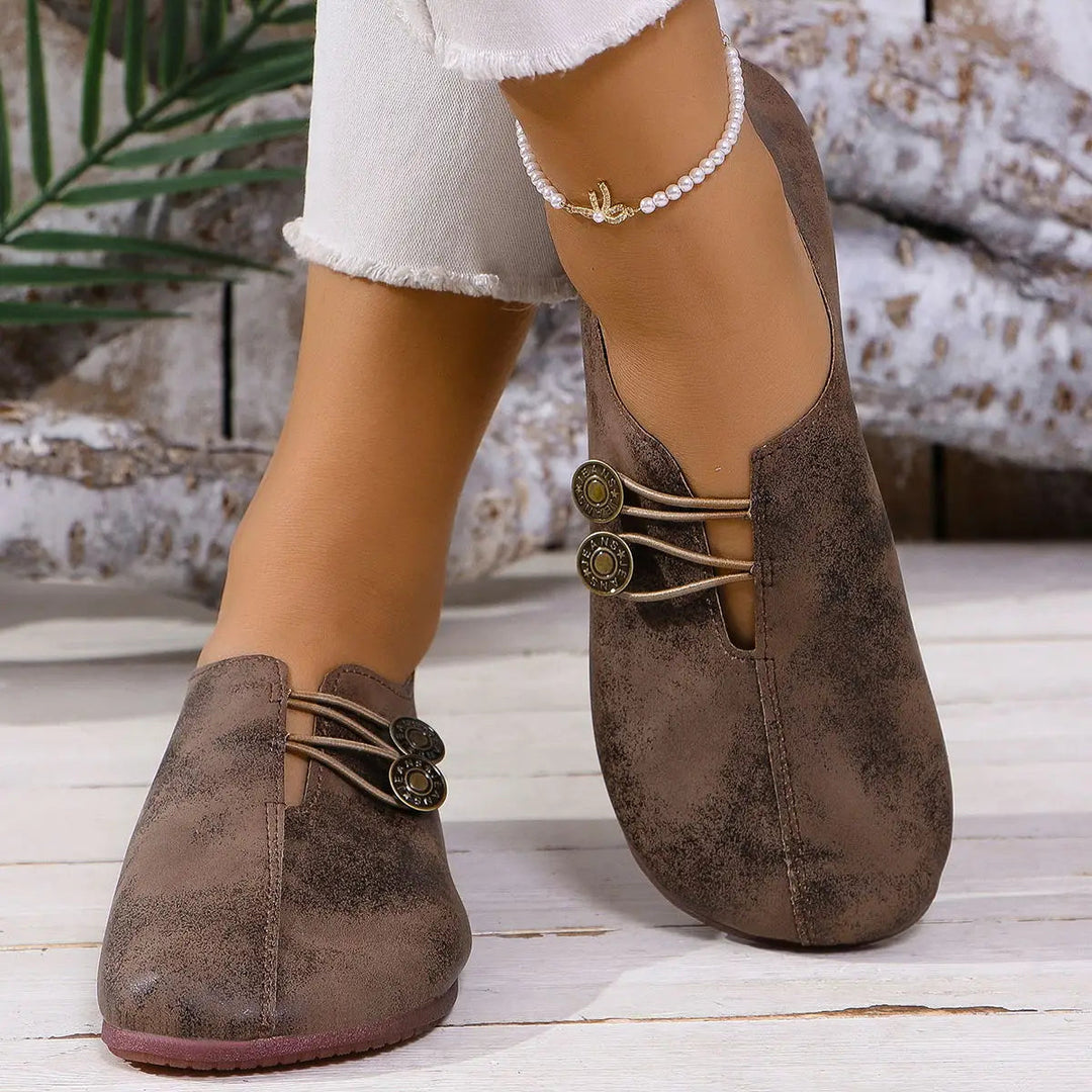 Naomi | Retro Style Metal Accent Loafers