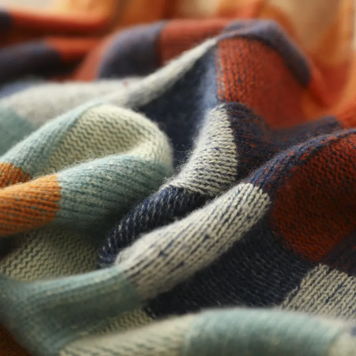 Emeline - Cozy Retro Sweater