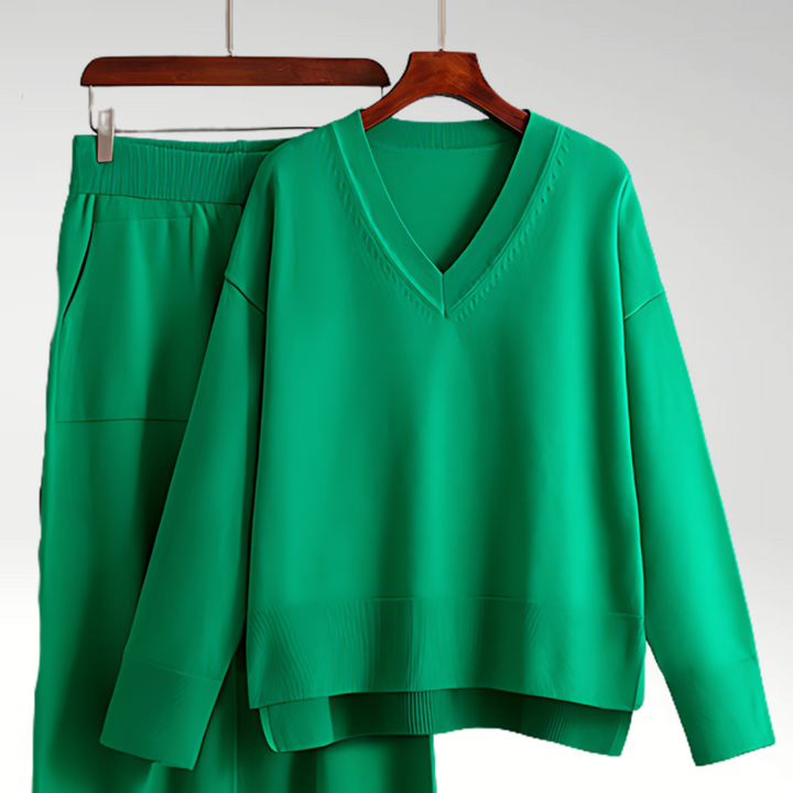 Carol | Luxe Two-Piece Set with V-Neck