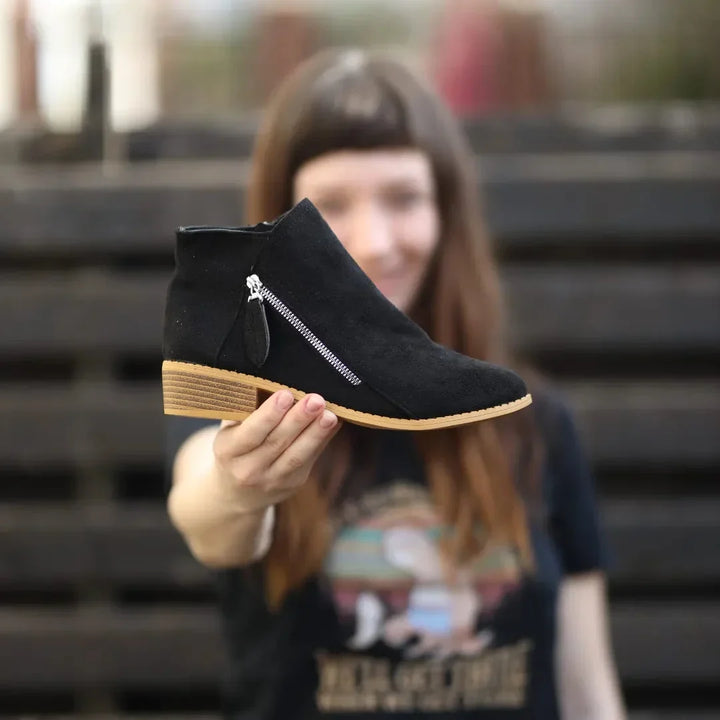 Zoey | Elegant And Versatile Tassel Ankle Boots