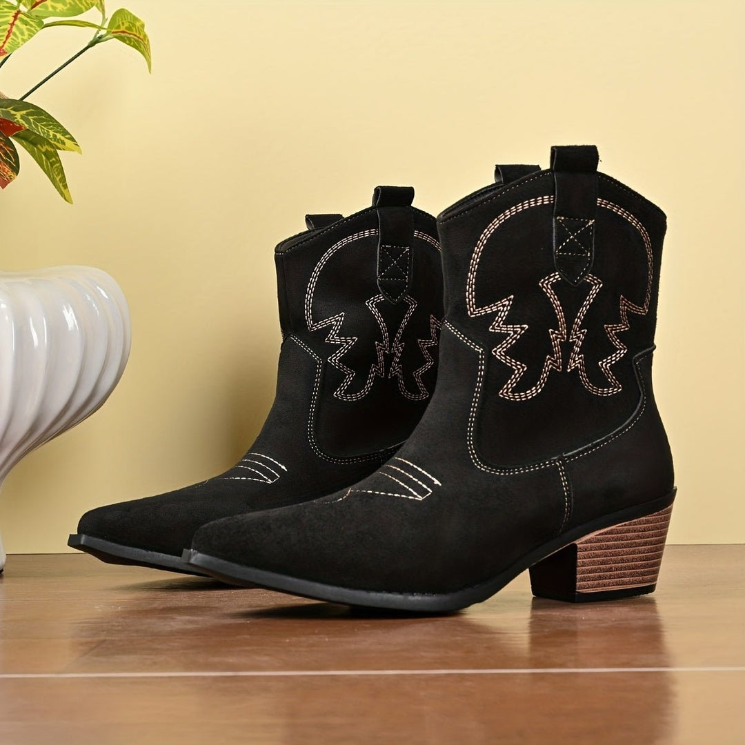 Elaine | Classic And Stylish Wide-Calf Cowboy Boots