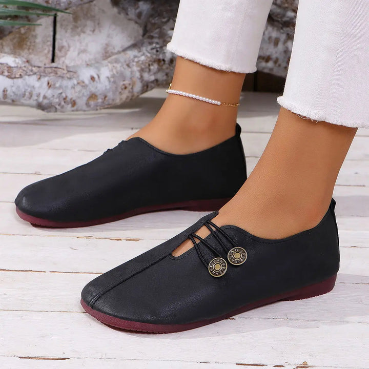 Naomi | Retro Style Metal Accent Loafers