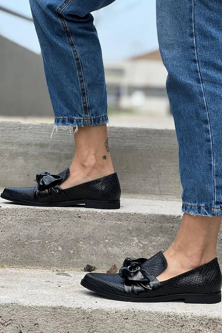 Melody | Elegant Shiny Bow Detail Loafers