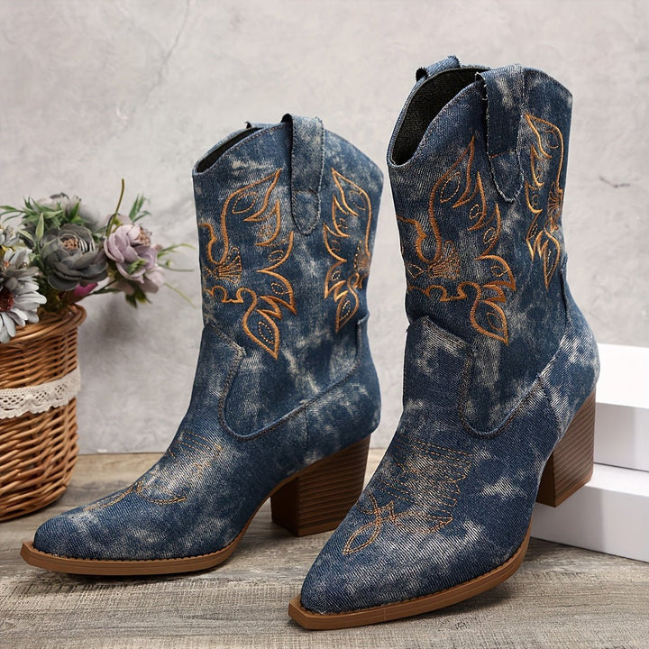 Daniela | Elegant And Embroidered Wide-Calf Cowboy Boots