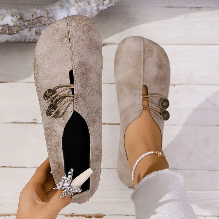 Naomi | Retro Style Metal Accent Loafers