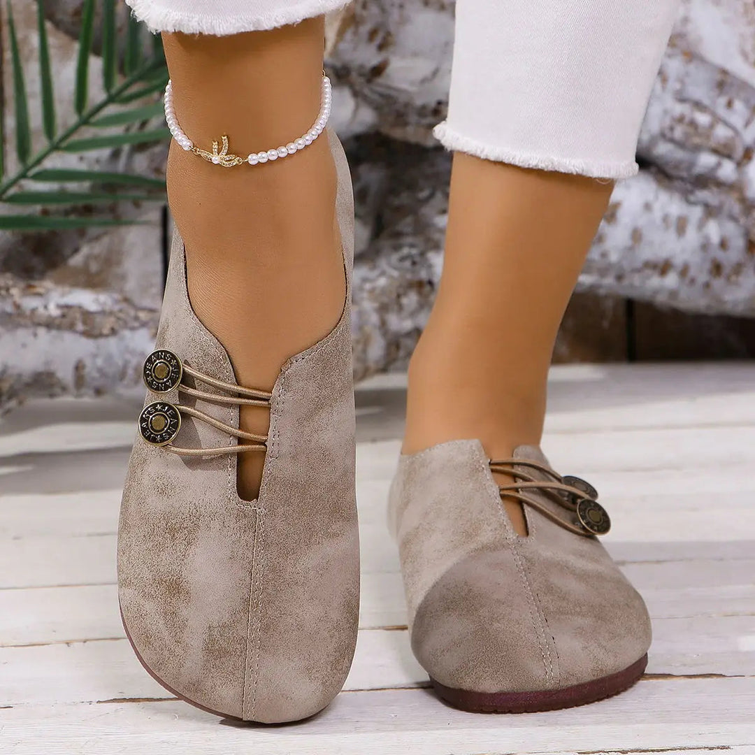 Naomi | Retro Style Metal Accent Loafers