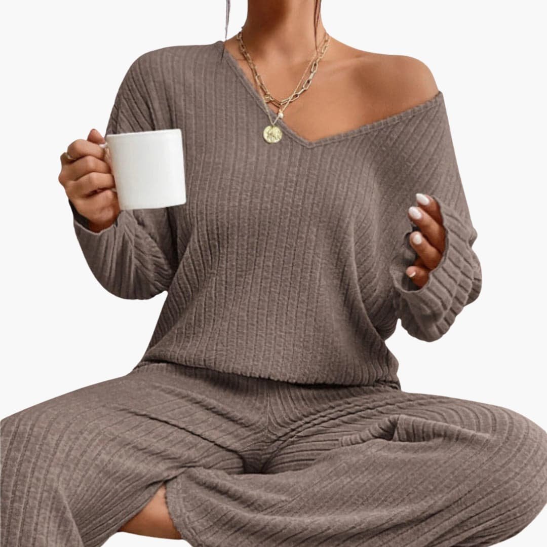 Lydia | Elegant Ribbed Knit Lounge Set