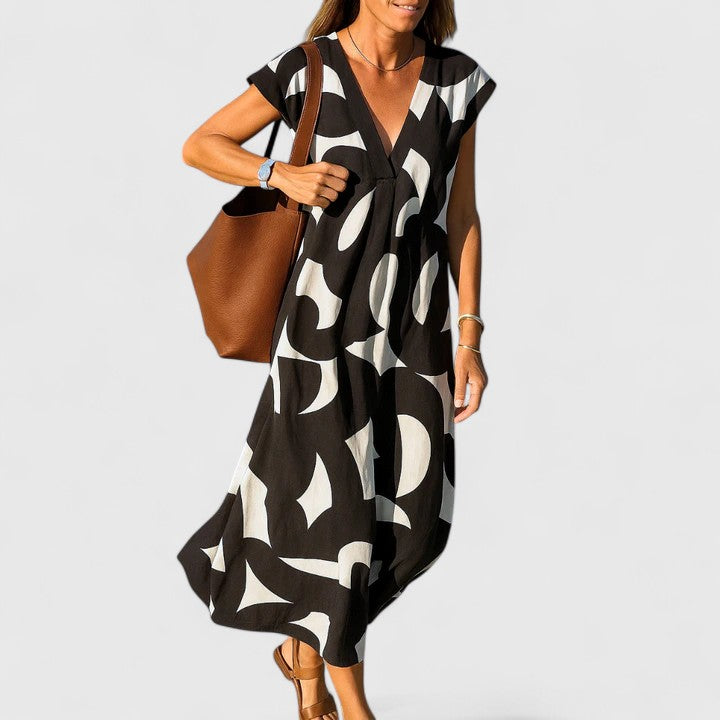 MIRAVELYN – SOPHISTICATED MAXI DRESS