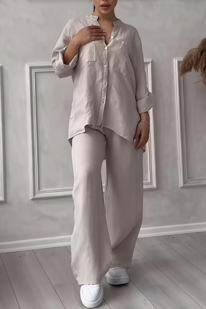Regina | Timeless Ensemble: Style and Comfort Combined
