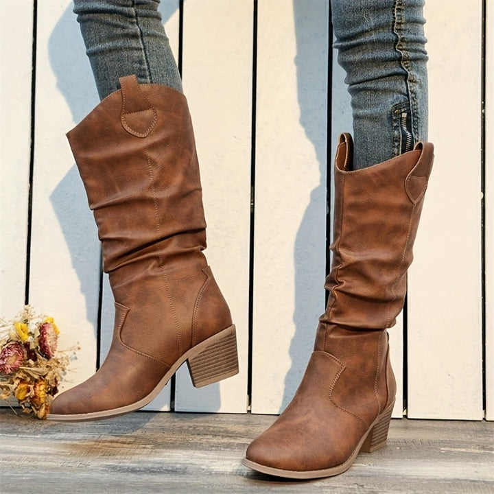 Charlie | Relaxed Wide-Calf Cowboy Boots With Western Character