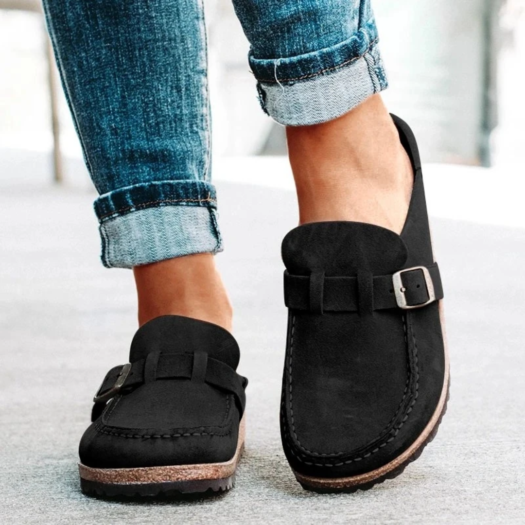 Emilia | Chic Buckle-Detail Low-Heel Loafers