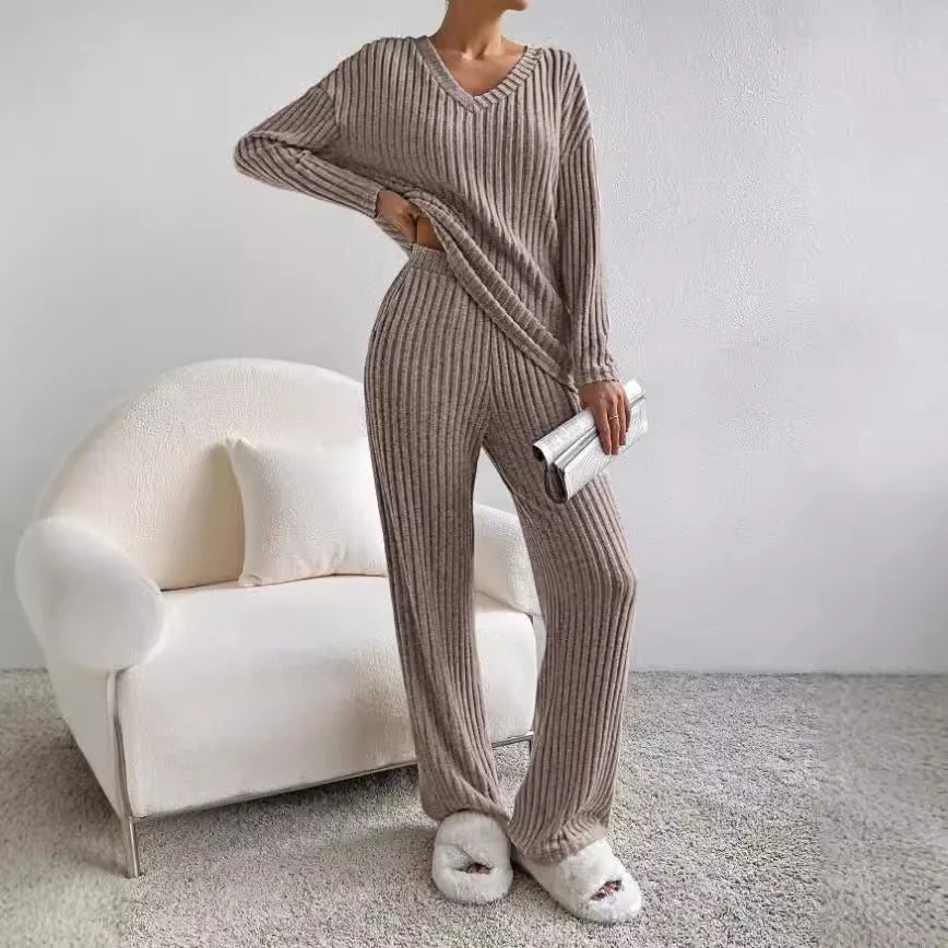 Adeline | Women's Cozy Knitted Sweater and Pants Two-Piece Set