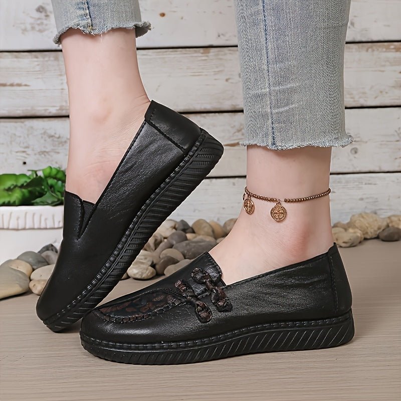 Avery |  Elegant Cushioned Embroidered Loafers
