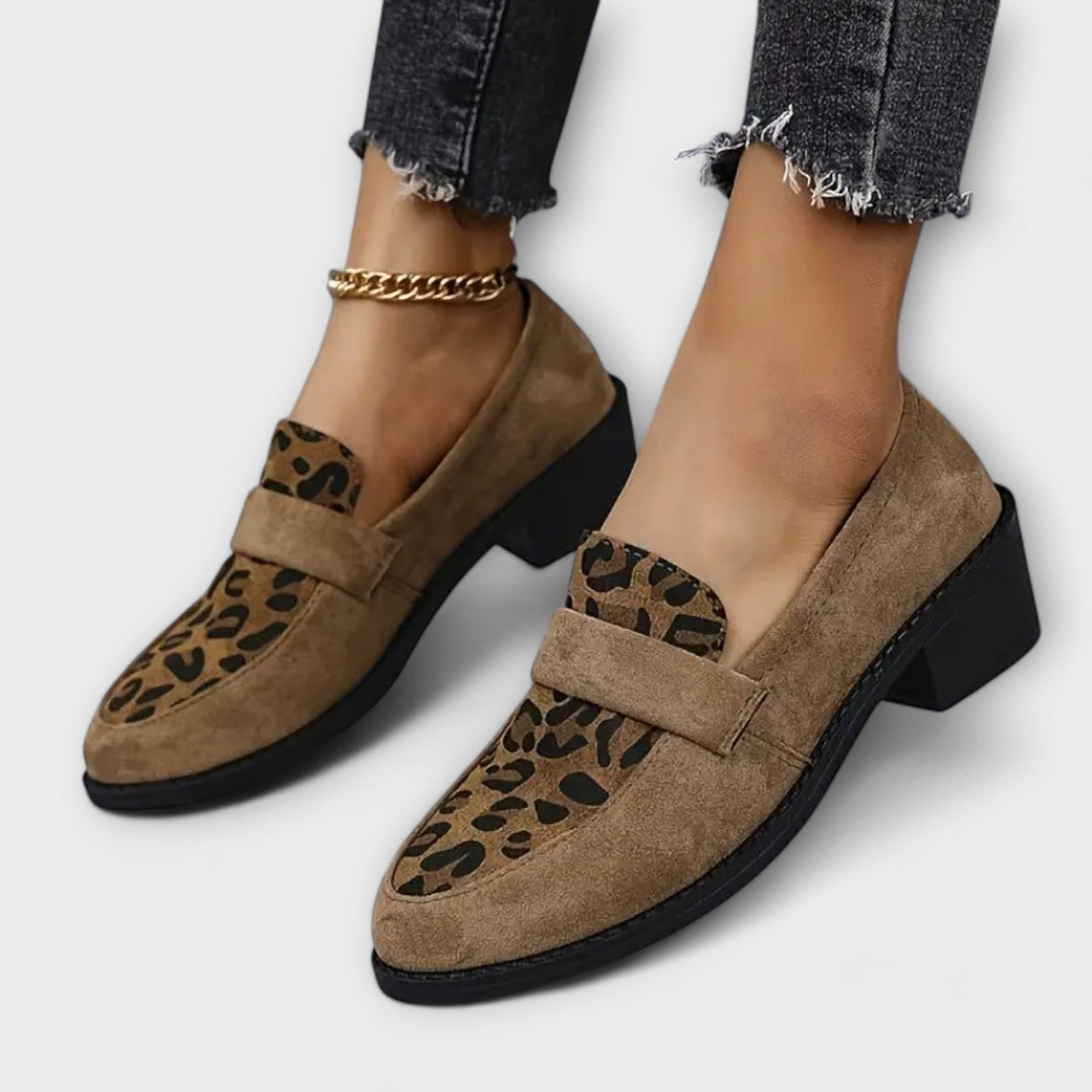 Karla - Elegant women's shoes in leopard print