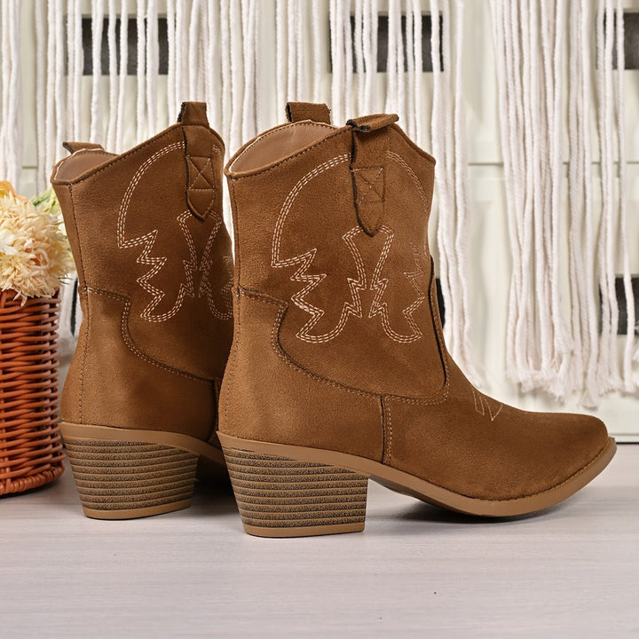 Elaine | Classic And Stylish Wide-Calf Cowboy Boots