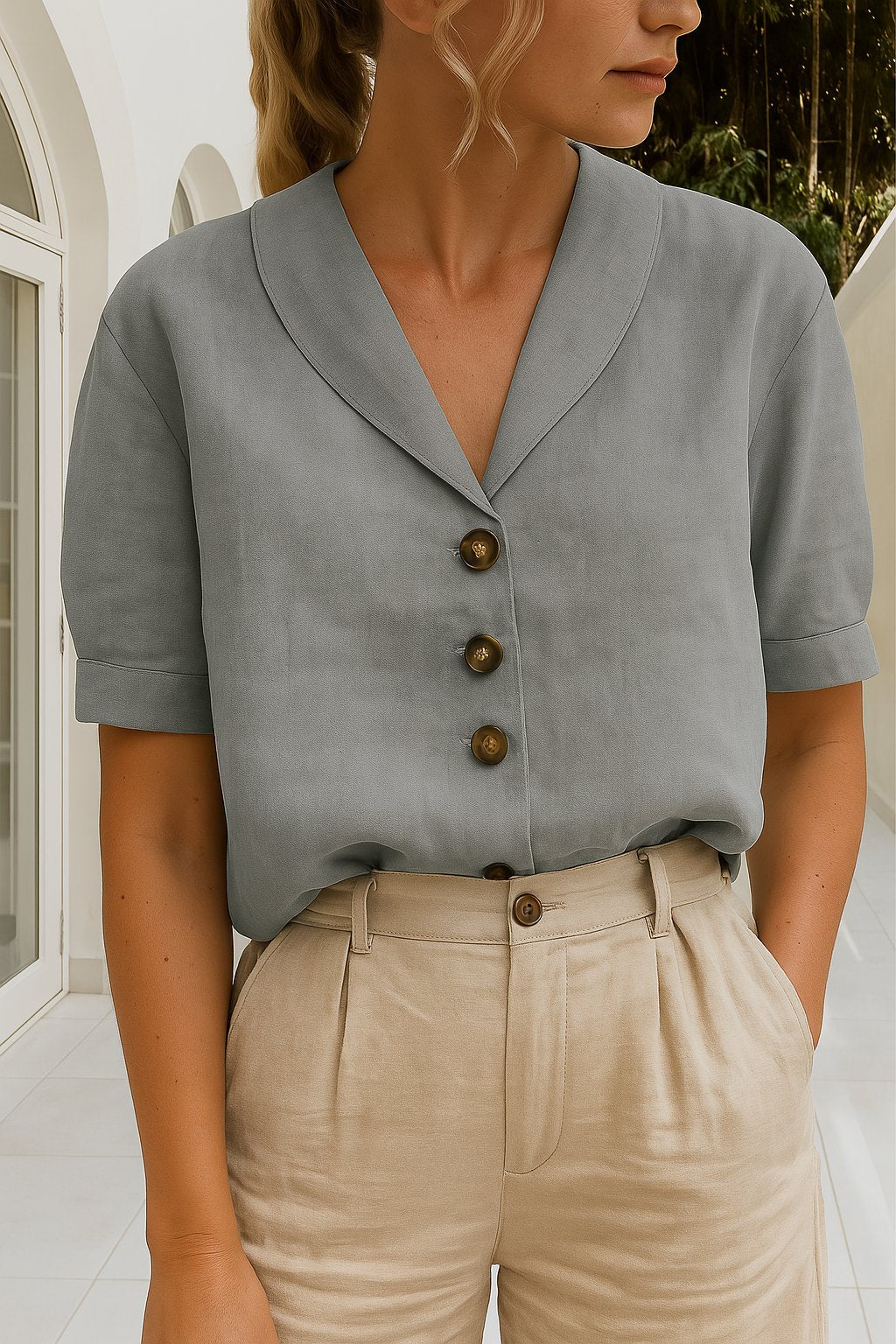 Leslie | Comfortable And Polished Short-Sleeve Collared Blouse
