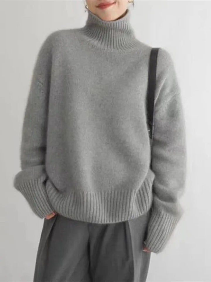 Amaya - Luxe Cashmere Turtleneck Sweater