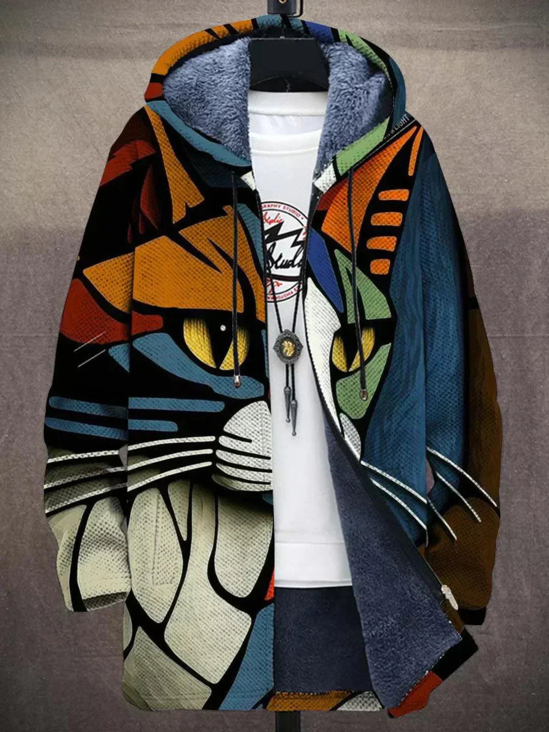 Delilah - Luxurious Cardigan with Artistic Inspiration