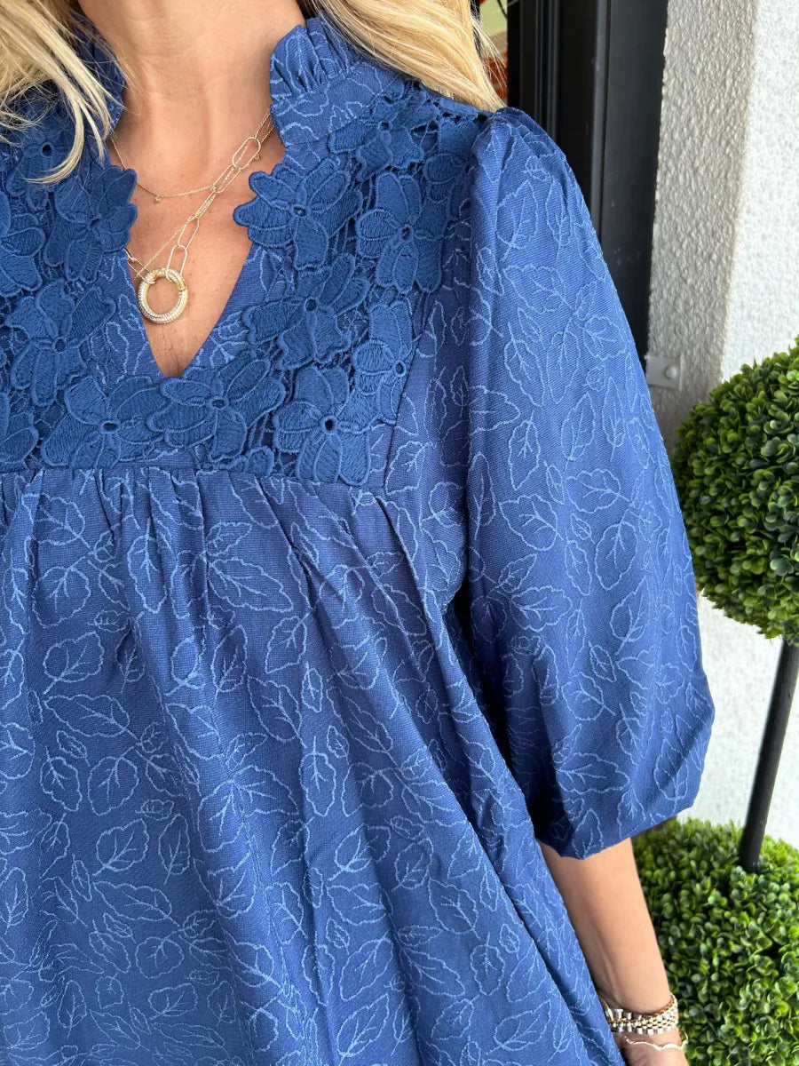 CALINDRA – V-NECK LACE DETAIL DRESS