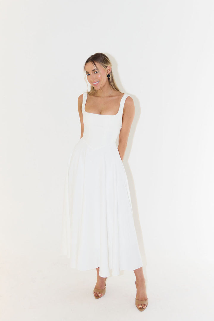 Elowyn | Women's Elegant Square Neck Midi Dress