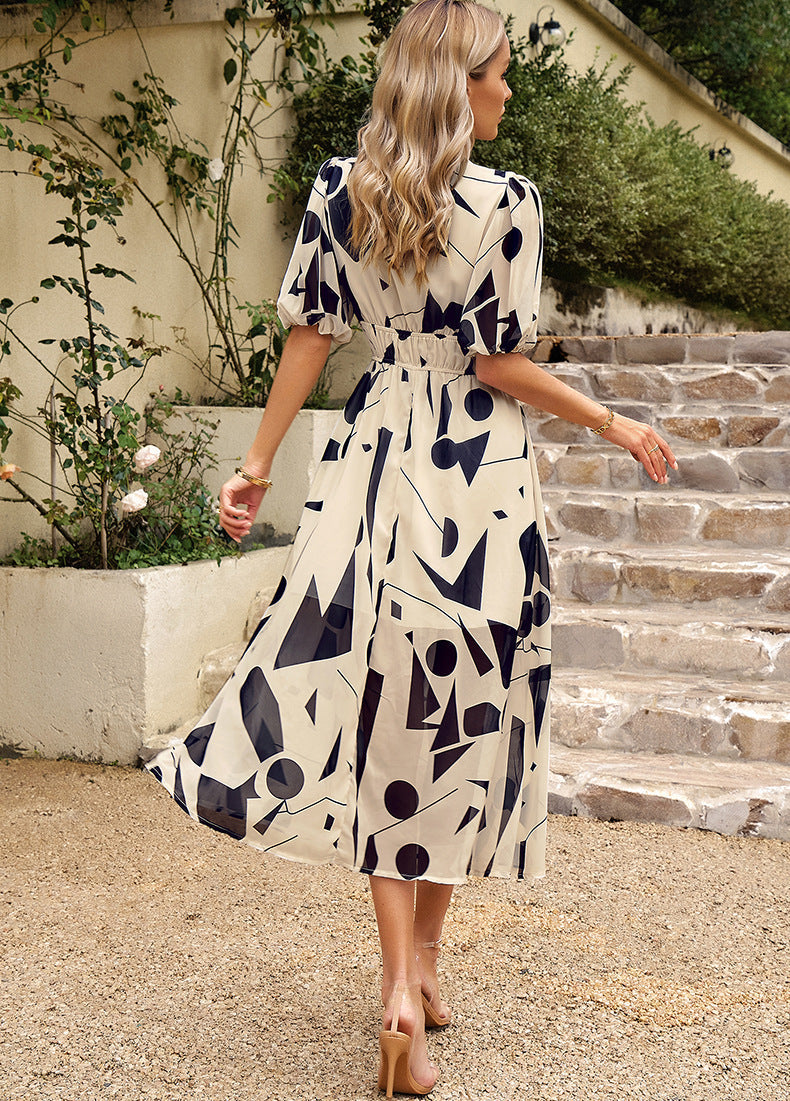 Flore - Elegant Dress with Floral Pattern