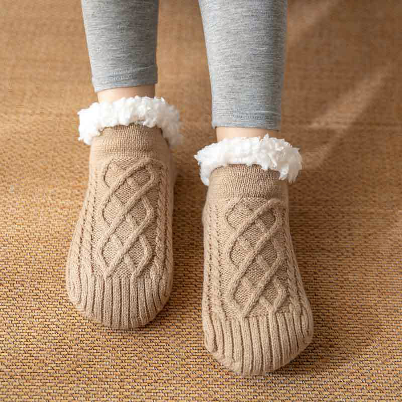 Women’s Non-Slip Slipper Knit Socks with Inner Lining