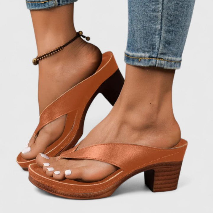 Julie | Chunky Heel Toe-Post Orthopedic Sandals