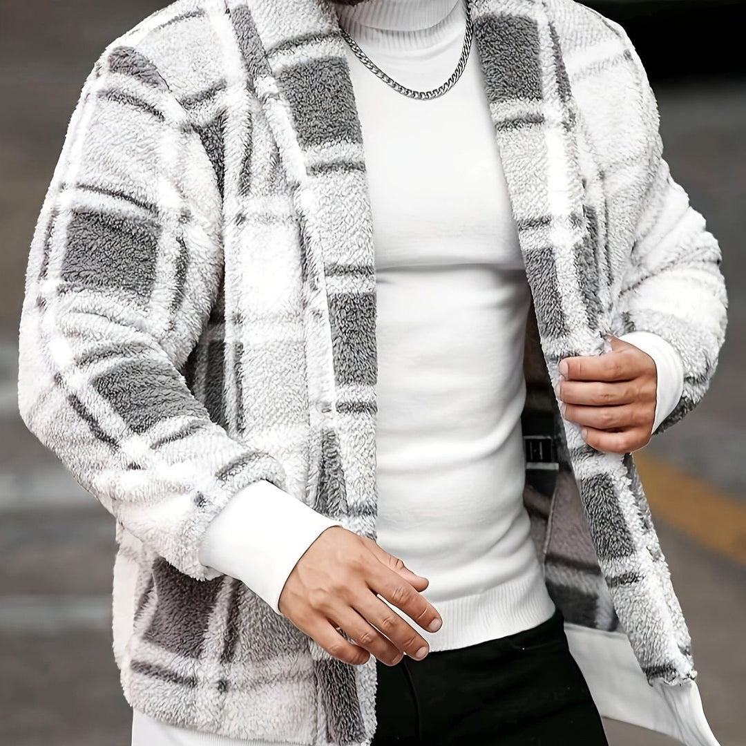 Atlas | Cozy Checked Lumberjack