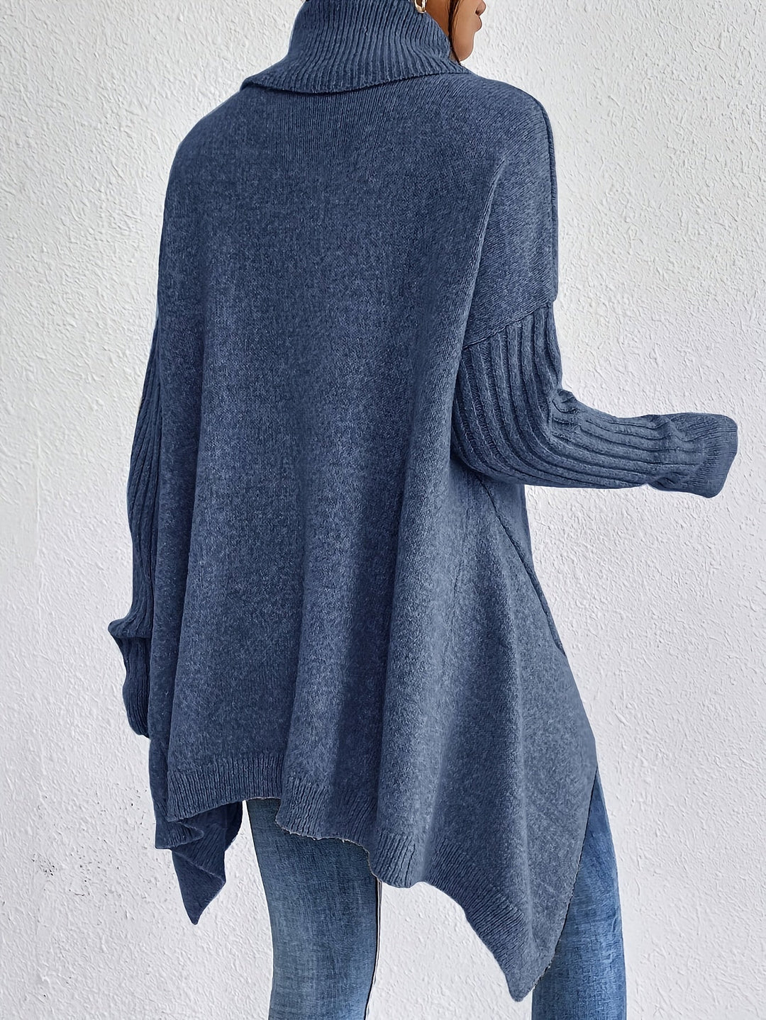 THALIORA – OVERSIZED TURTLENECK SWEATER
