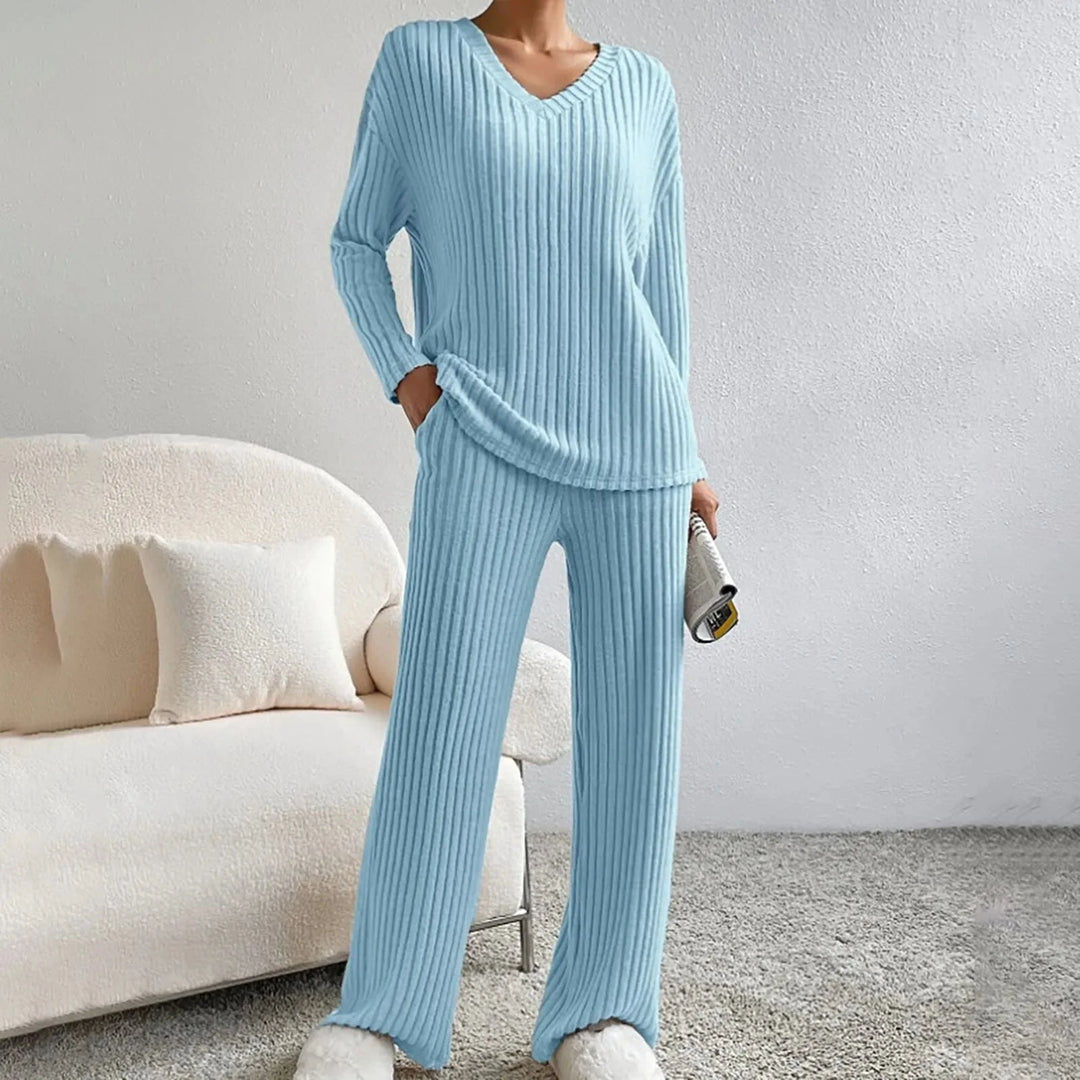 Adeline | Women's Cozy Knitted Sweater and Pants Two-Piece Set