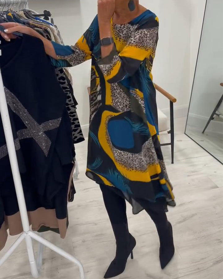 Elegant Printed Dress with Round Neckline
