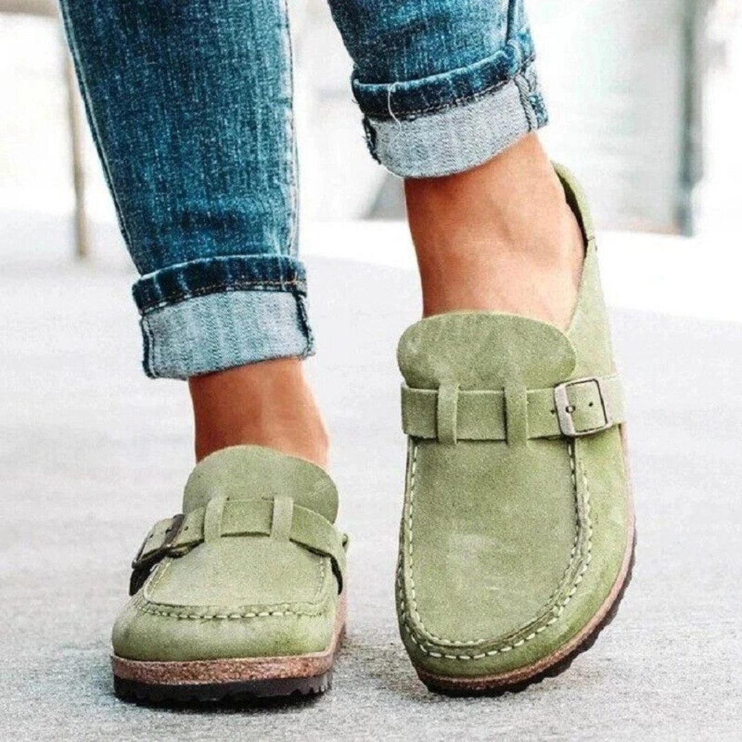 Emilia | Chic Buckle-Detail Low-Heel Loafers