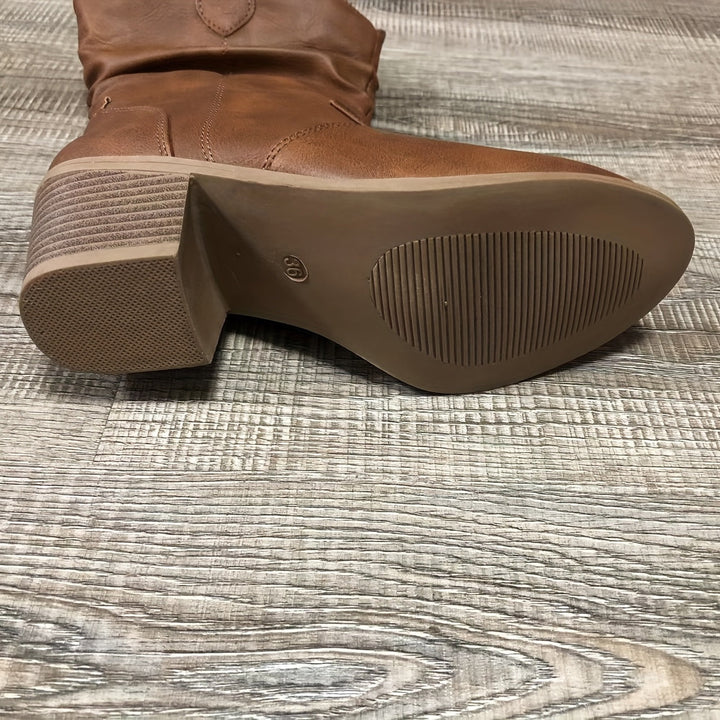 Charlie | Relaxed Wide-Calf Cowboy Boots With Western Character