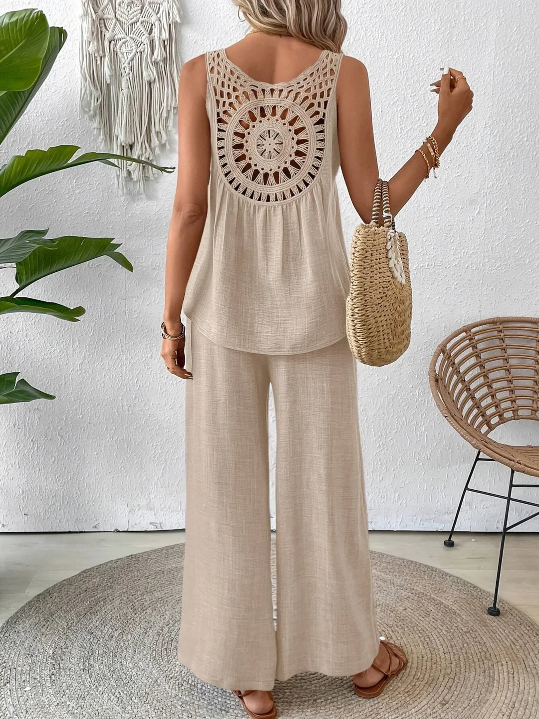 ELOWEN – ALL-DAY CHIC TANK AND PANTS PAIR