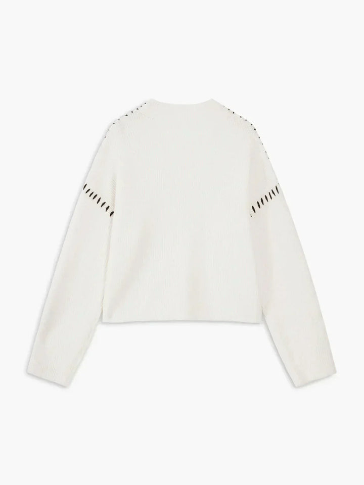 Nia - Cozy Sweater