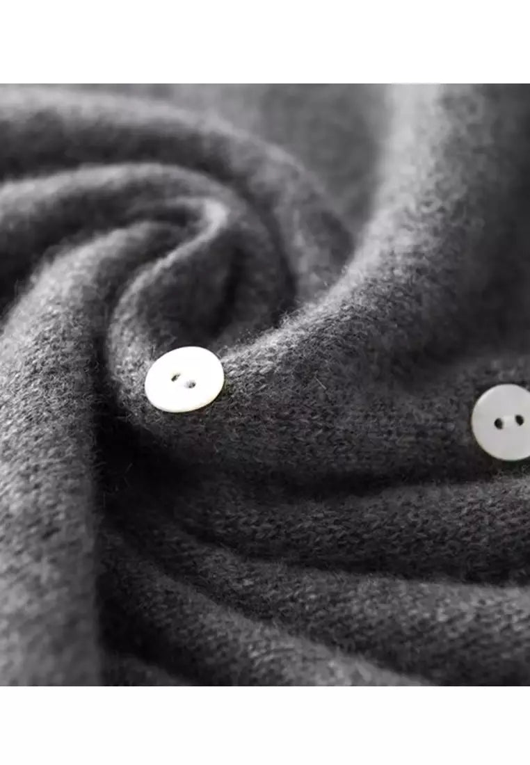 Alessia - Elegant Knitwear for Women